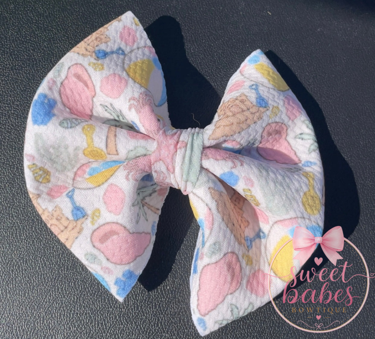 White Beach Bow