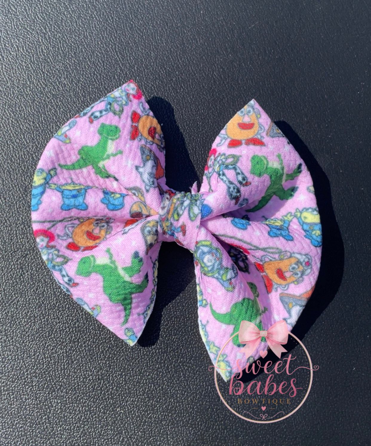 Toy S bow