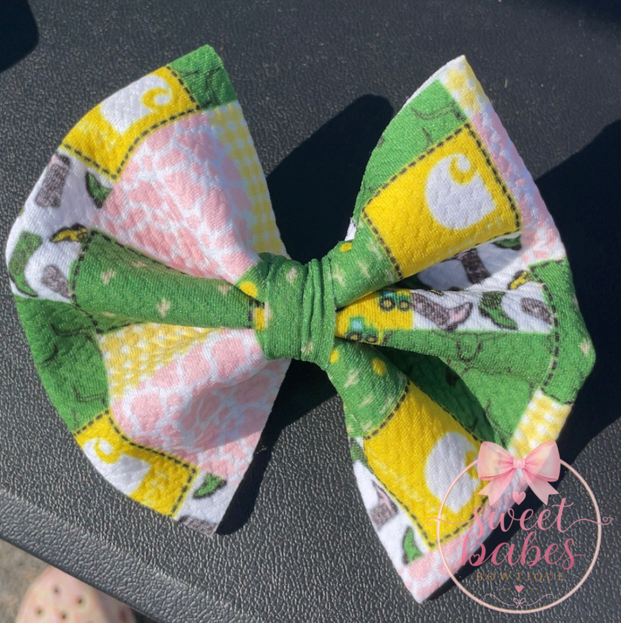 “5 Green Tractor Bow